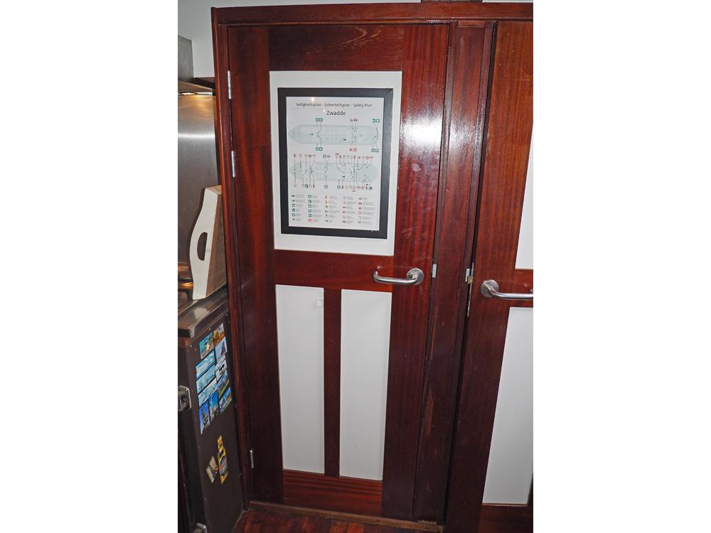 Saloon, Accommodation